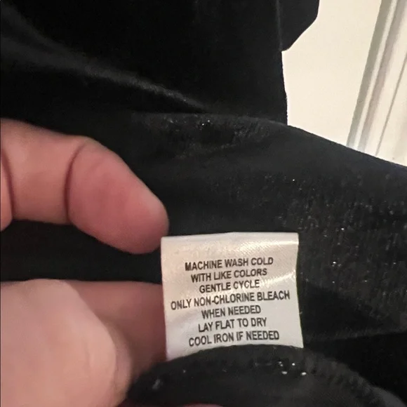 The Pyramid Collection Black Velvet Gown - Picture 5 of 5